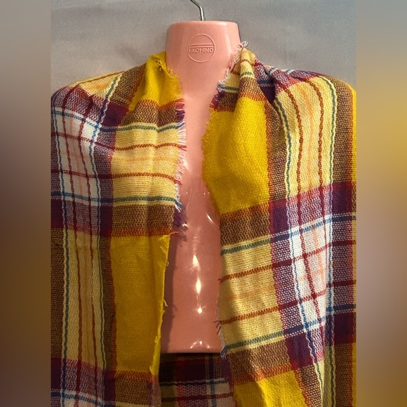 Old Navy Yellow Plaid Flannel Fringe Scarf Wrap NWT - Picture 3 of 14